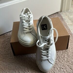 Veja Esplar Leather extra white